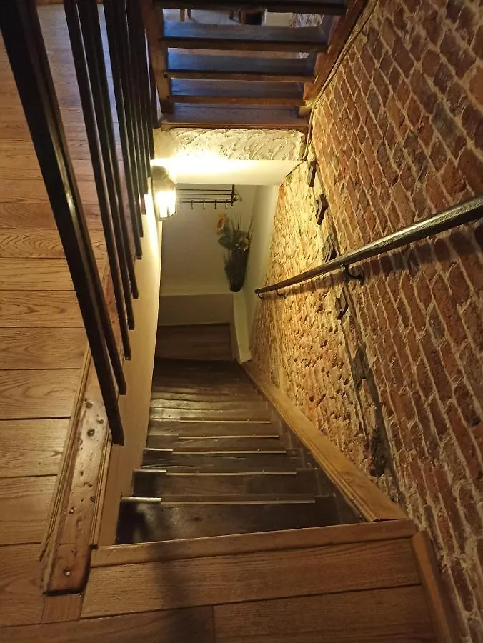 Spacious Duplex In Brussels Historical Center