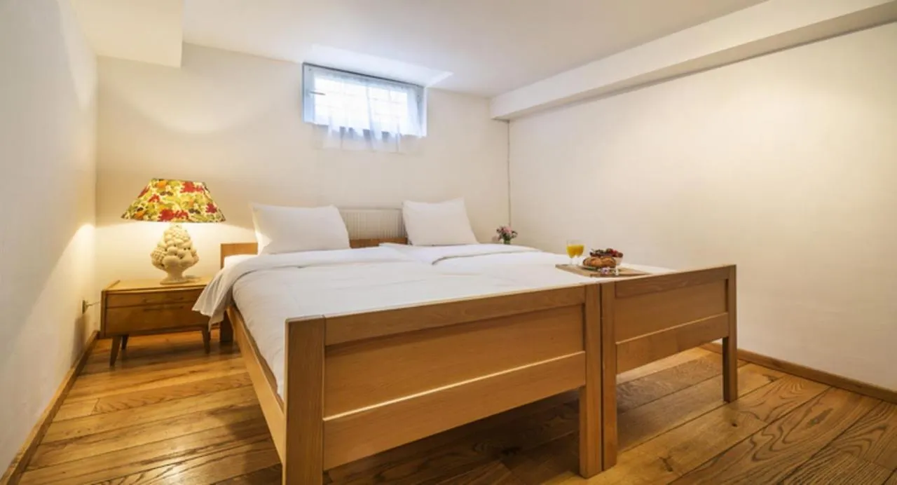 Spacious Duplex In Brussels Historical Center